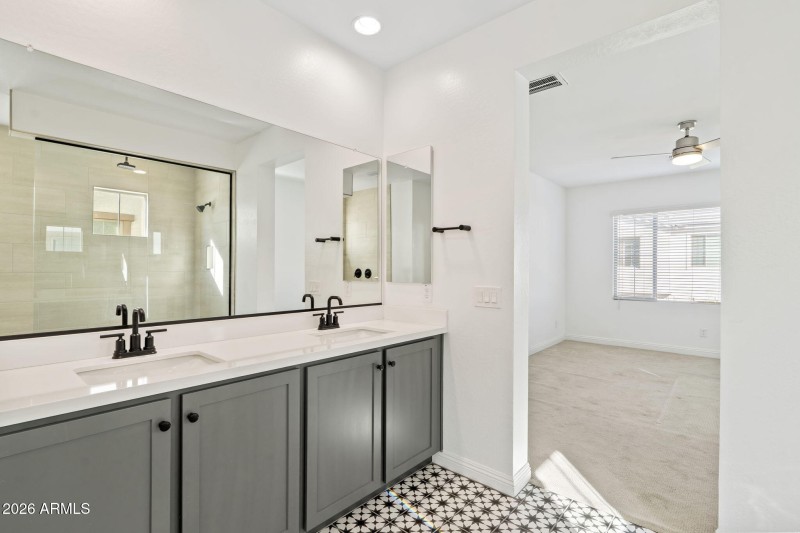 22-web-or-mls-DSC_2022