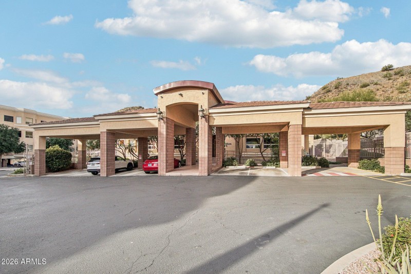 4-web-or-mls-N Central Ave 123-S1302-004