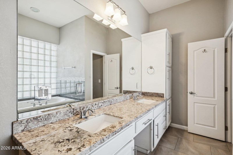 23-web-or-mls-702-w-why-worry-ln