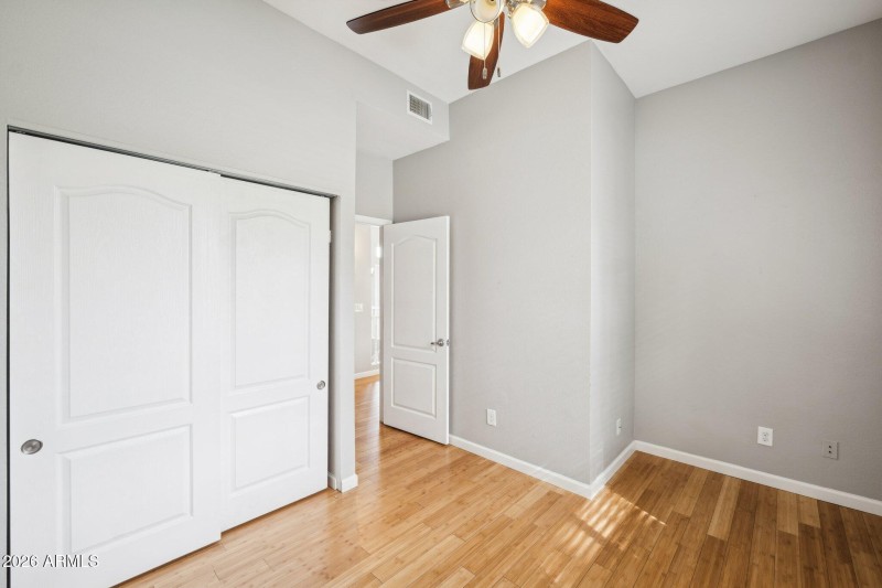 28-web-or-mls-702-w-why-worry-ln