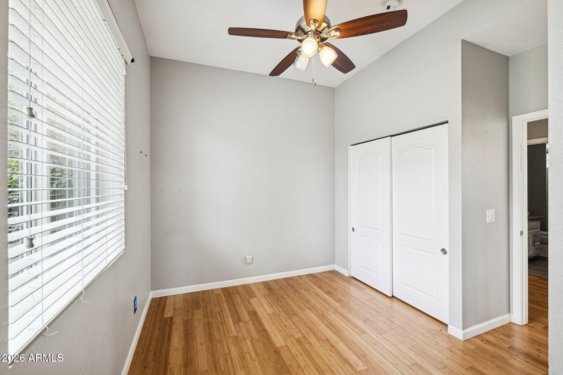 29-web-or-mls-702-w-why-worry-ln