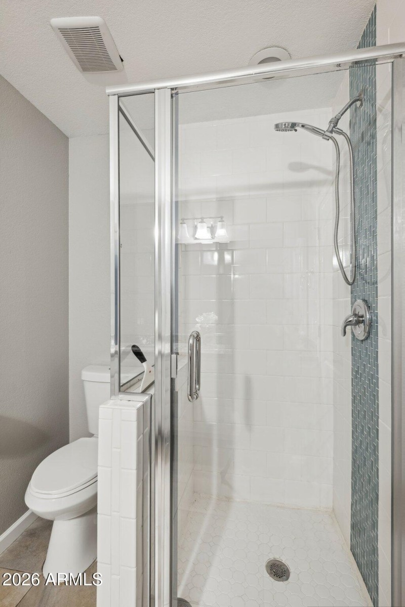 43-web-or-mls-702-w-why-worry-ln