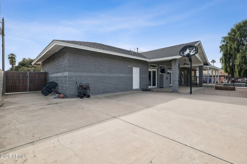 57-web-or-mls-702-w-why-worry-ln