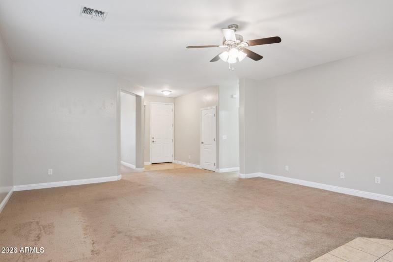 7-web-or-mls-1656-w-loemann-dr