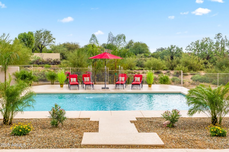 27589 N 61st Pl---107