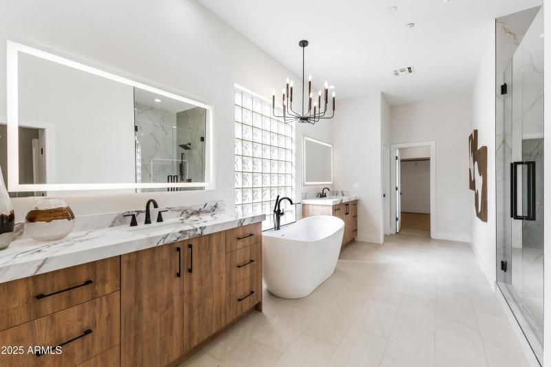 27589 N 61st Pl---49