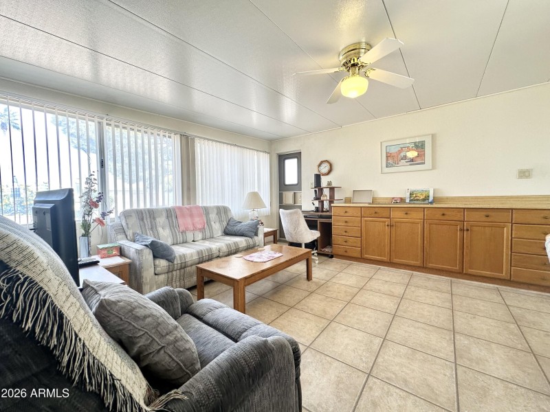 BUILT IN CABINET/BUFFET/CRAFT AREA