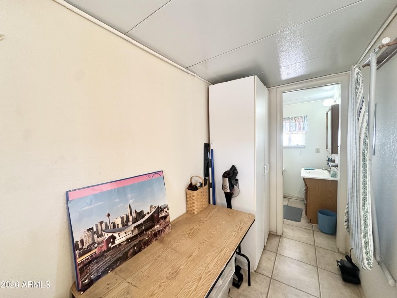 GREAT EXTRA STORAGE OR CRAFT SPACE