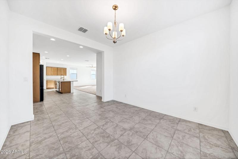 10223 W Piccadilly Rd, Avondale