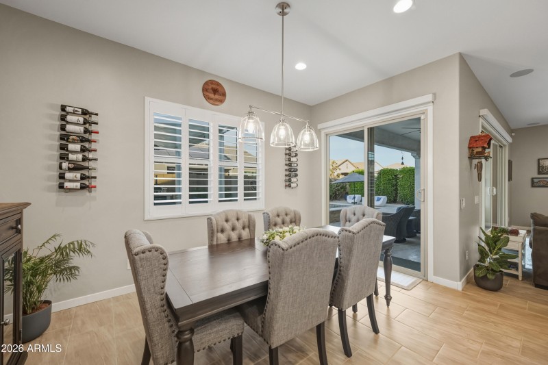 8_ce6621fa-fbe5-48c3-a9db-6e3555a138c5_0