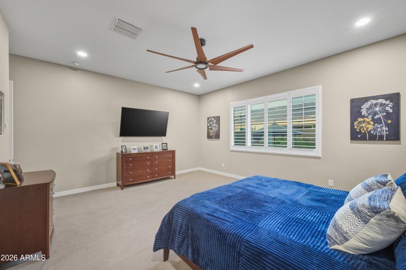 16_cb2a86aa-f4b1-4943-a81c-ce42b262d589_