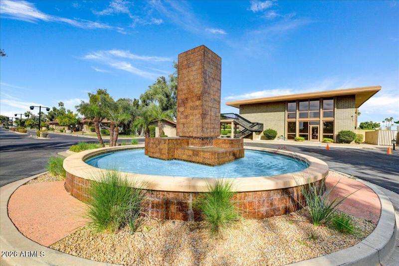 Clubhouse Fountain Detail