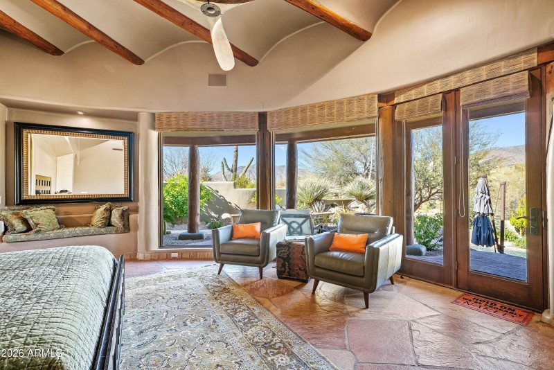 Primary Bedroom Sitting