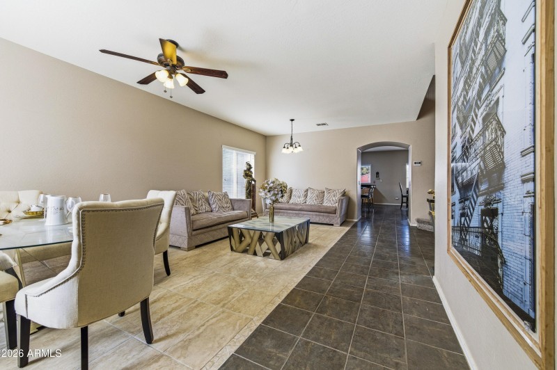 35834 W Cartegna Ln-8