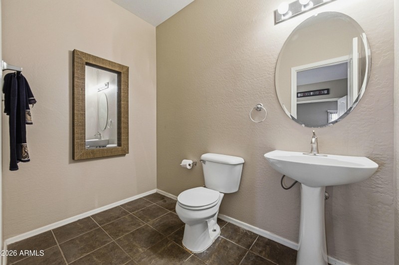 35834 W Cartegna Ln-19