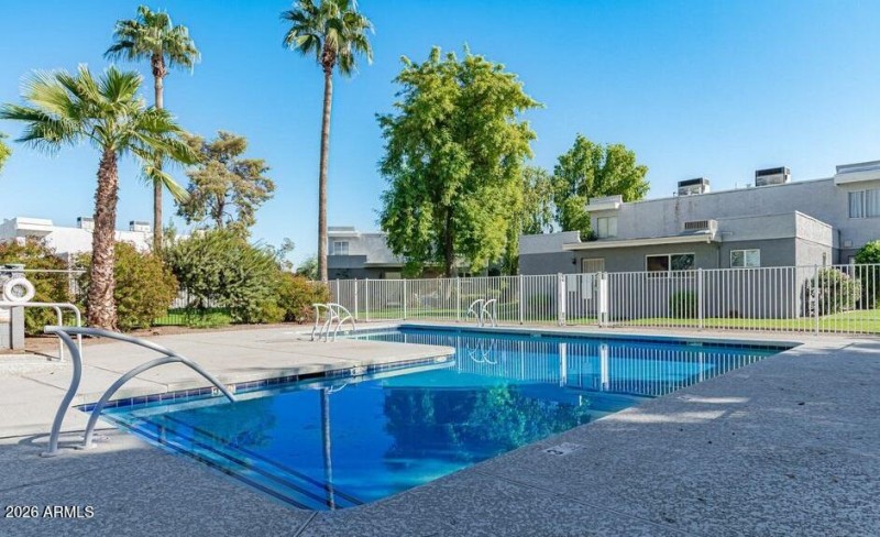 20241024072154307780000000-o