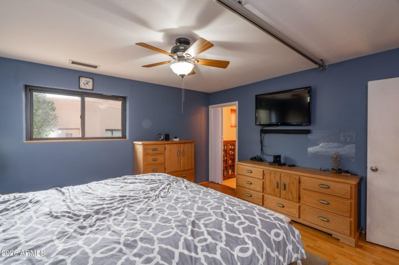 25-web-or-mls-80-juniper-dr