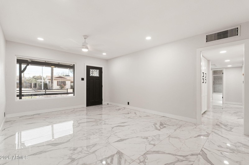 4540 N 12th Ave - 07