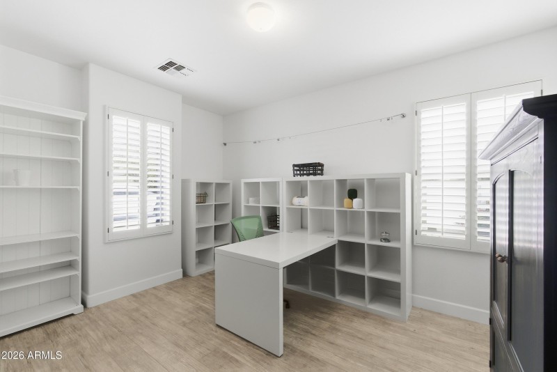 Flex Space/Craft Room