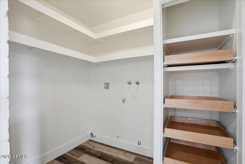 Laundry Room and Pantryr