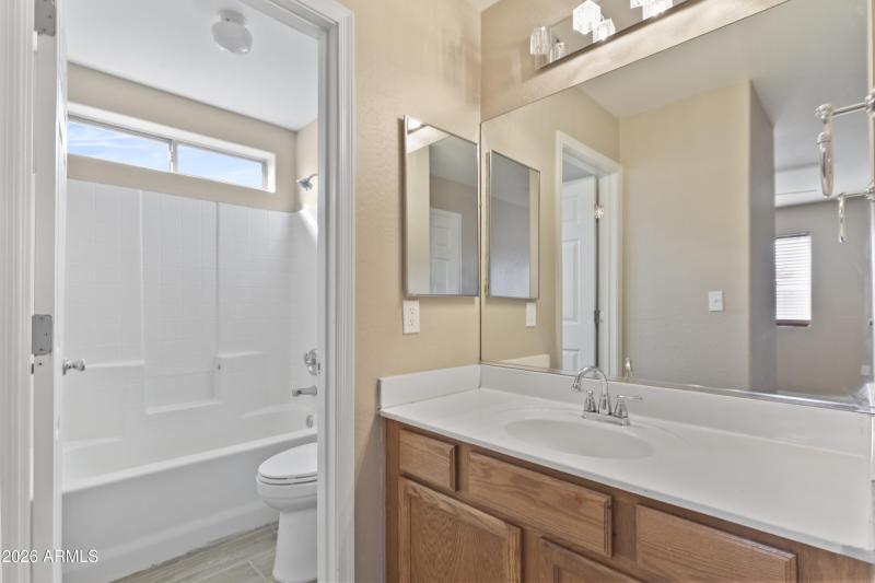 20 - Primary Bathroom