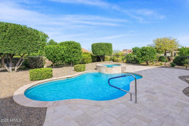 F859F6AC-0C44-4441-8783-97B3CFB94ACB