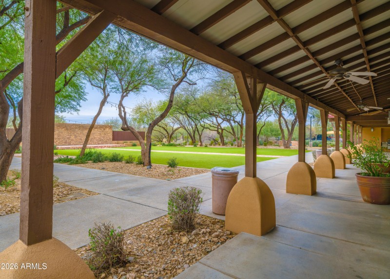 Listings_2215_W_ViaCaballoBlanco_Extras-