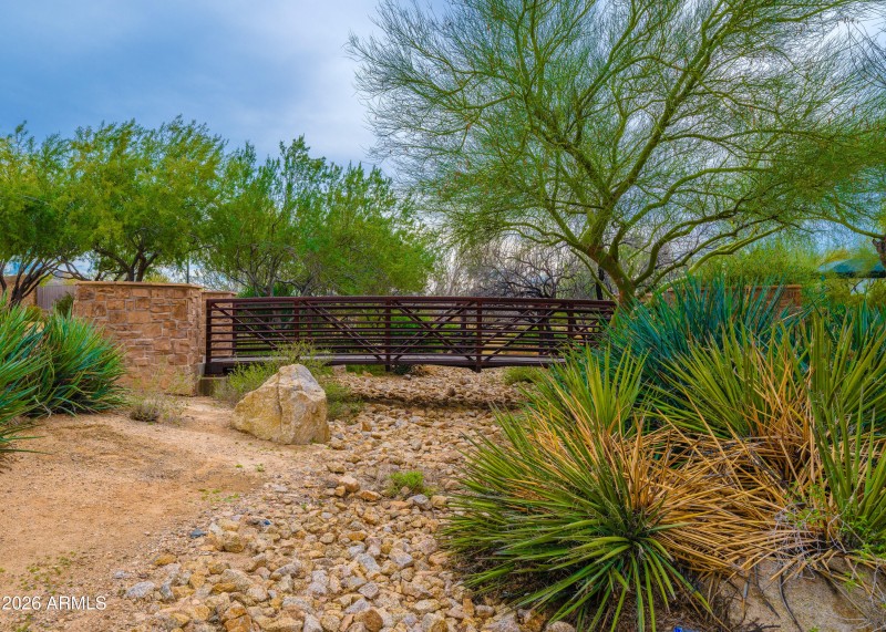 Listings_2215_W_ViaCaballoBlanco_Extras-