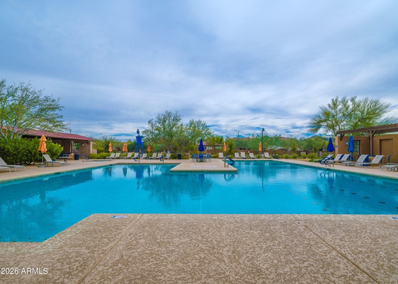 Listings_2215_W_ViaCaballoBlanco_Extras-