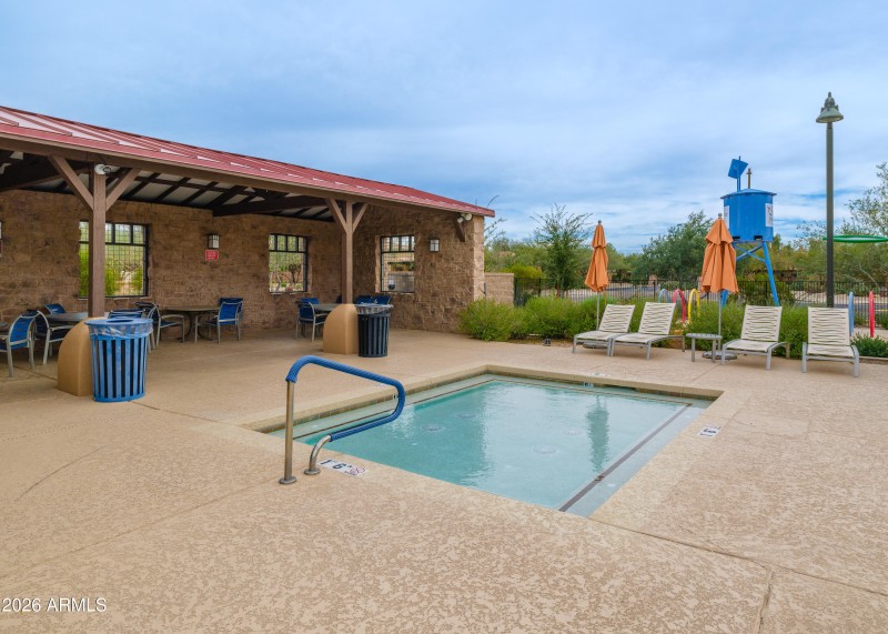 Listings_2215_W_ViaCaballoBlanco_Extras-