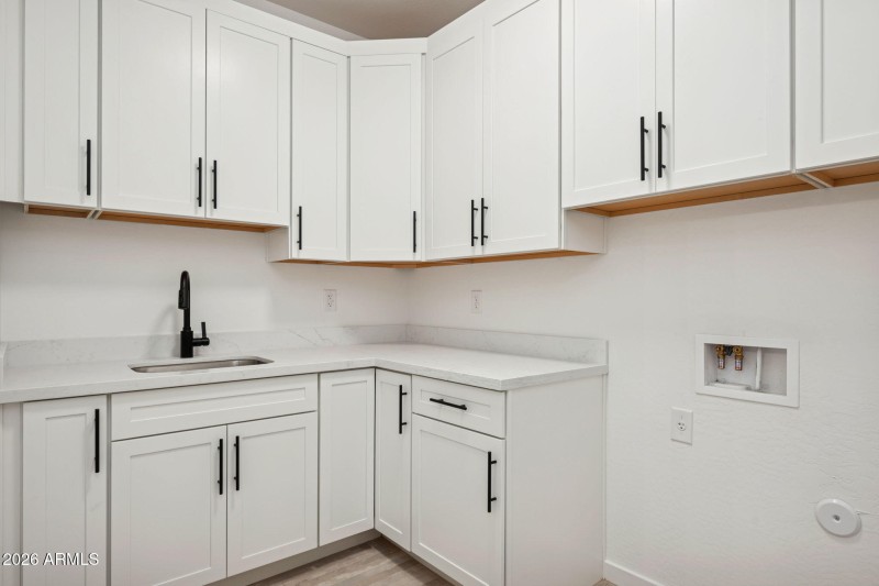 44-web-or-mls-20136-w-hazelwood-st