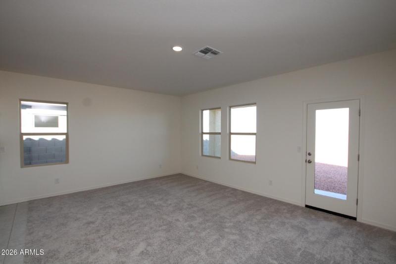 84b353b3-9df2-41df-b401-16429cd7f105