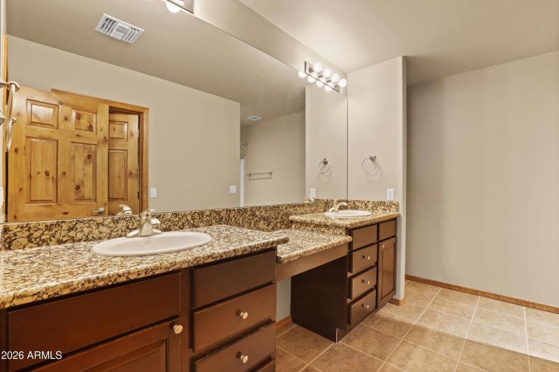 2nd Primary bathroom