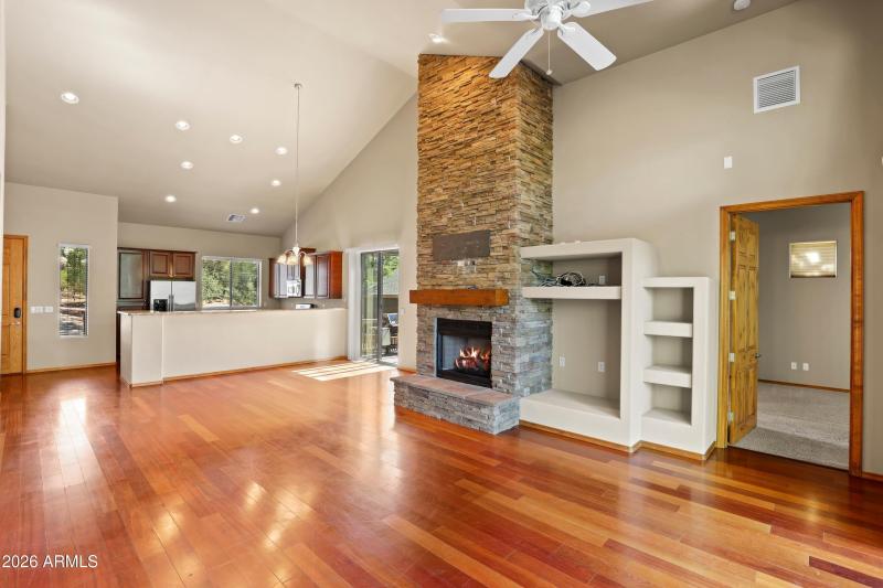 Great room/dining/kitchen