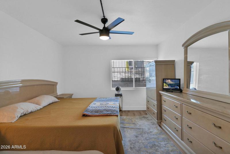 8-web-or-mls-P1493127