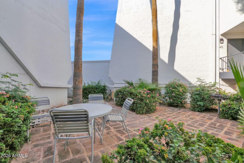 Outdoor Community Dining Area