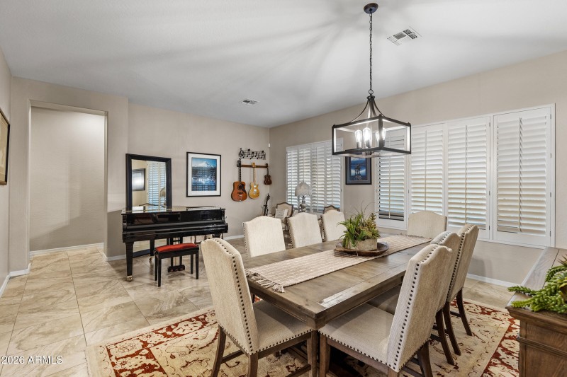 Formal Dining Room/Living Room