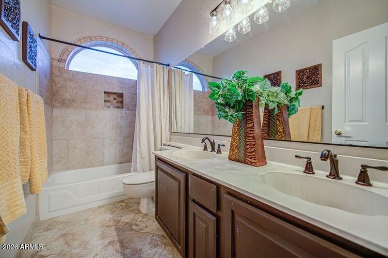 59 Upstairs Bathroom