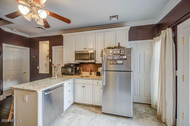 72 Guest Suite Kitchen