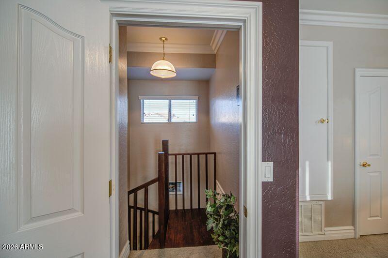 82 Guest Suite 2nd floor Entry Way