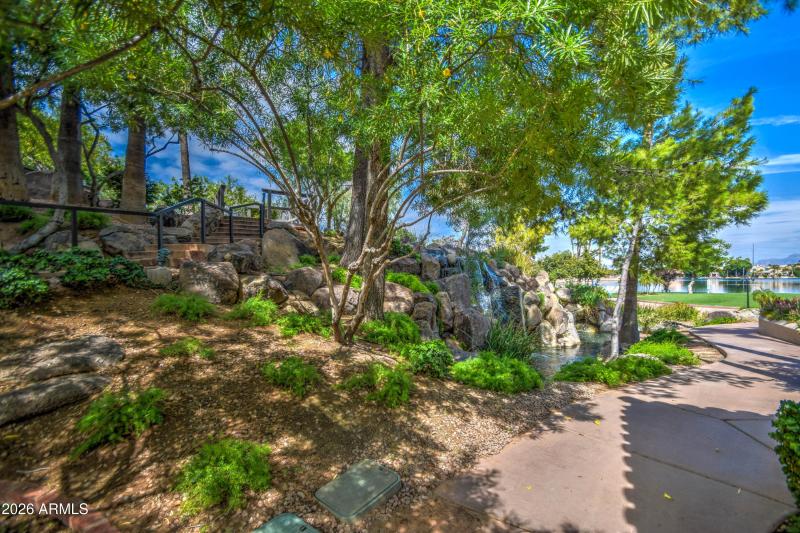 109 Val Vista Lakes Clubhouse Mountain