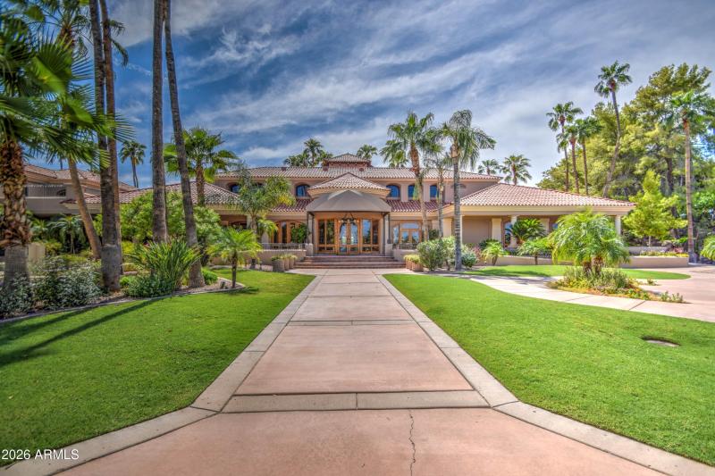 134 VVL Clubhouse Back View