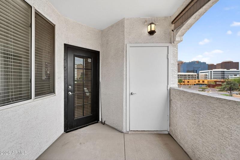 41-web-or-mls-53N 7th St 332