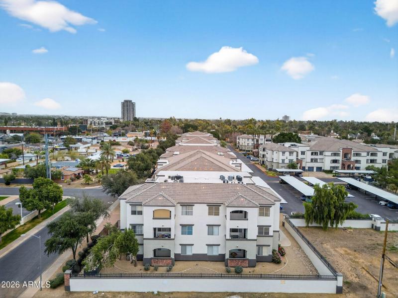 45-web-or-mls-04N 7th St 332