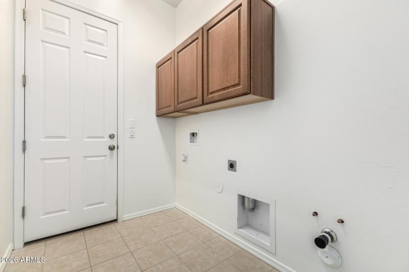 Laundry Room Poinsettia