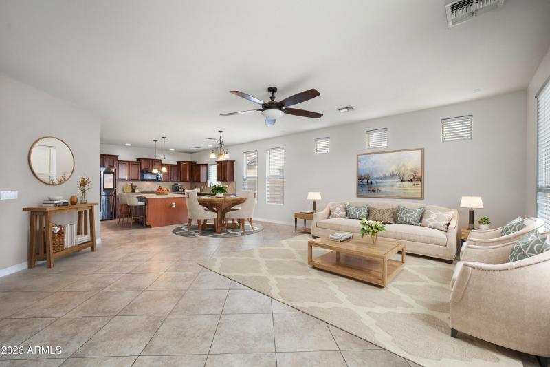 13_pic 5 living area and kitchen_vs(1)