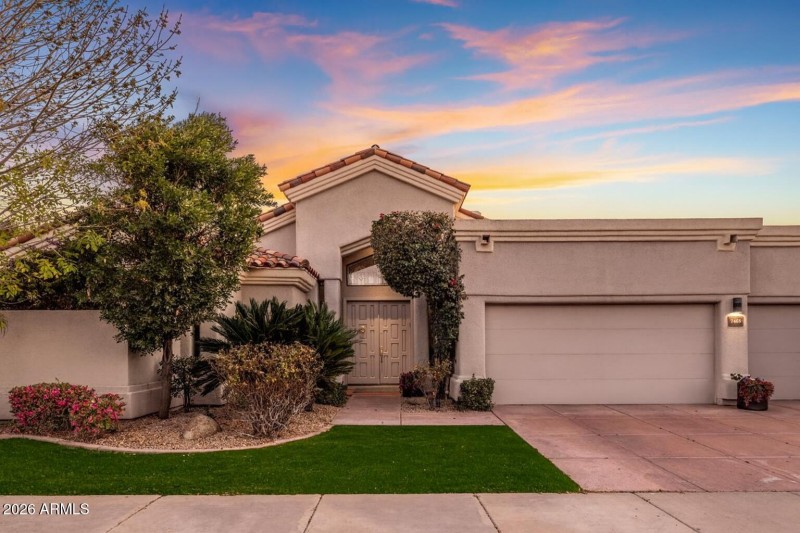 8407 E Del Camino Dr