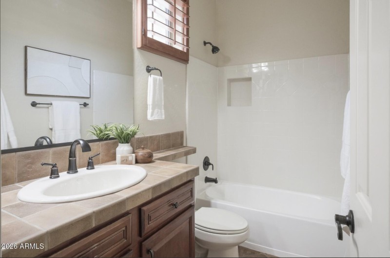 Guest Suite En Suite