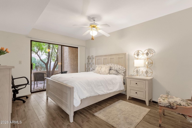 22-web-or-mls-8651-e-royal-palm-rd-127