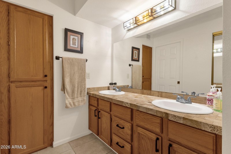 25-web-or-mls-8651-e-royal-palm-rd-127